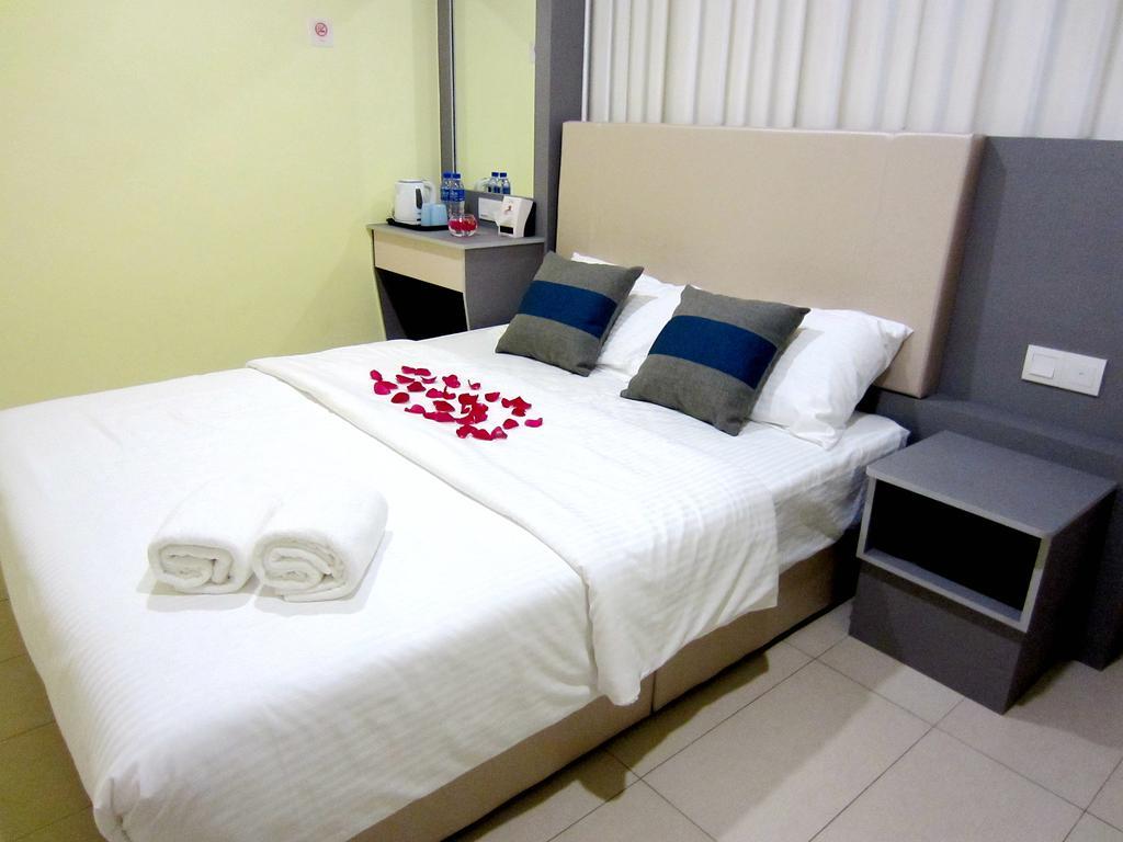 Rg Grand Hotel Batu Pahat Ngoại thất bức ảnh